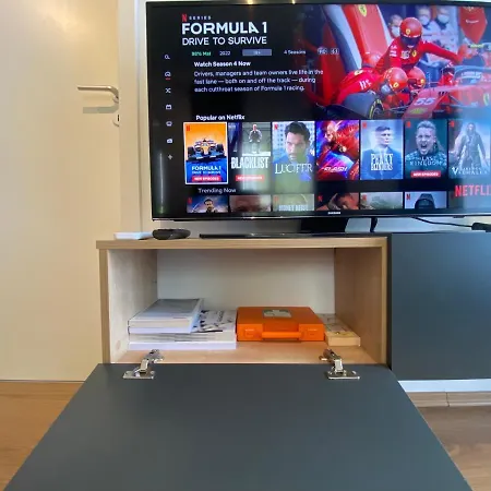 Apartment Cozy Apt In Mangalem21 Wifi/ac/netflix Tirana