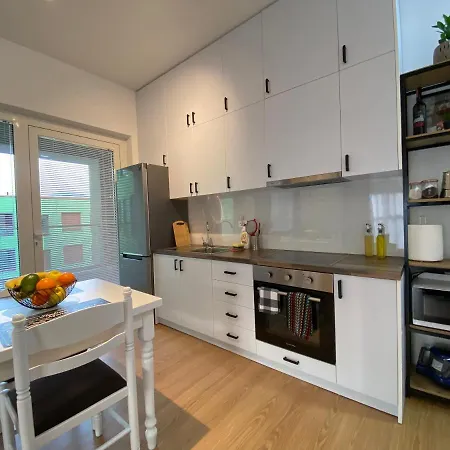 Cozy Apt In Mangalem21 Wifi/ac/netflix * Tirana