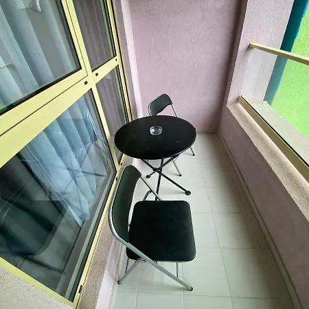 Apartment Cozy Apt In Mangalem21 Wifi/ac/netflix *